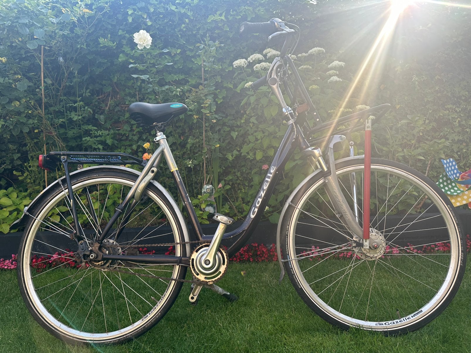 Gazelle fiets 28” zgan met kinderstoel, Fietsen en Brommers, Fietsen | Dames | Damesfietsen, Ophalen, Zo goed als nieuw, Gazelle