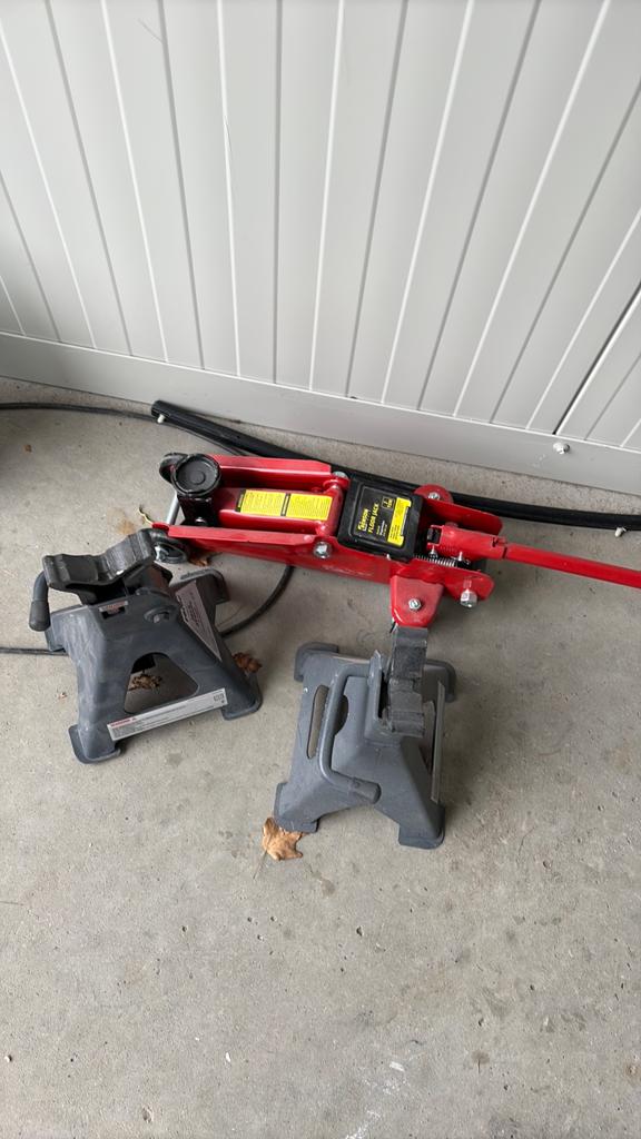 Benson garagrik 2 ton als nieuw, Auto diversen, Ophalen of Verzenden, Zo goed als nieuw, Hydraulisch, Garagekrik