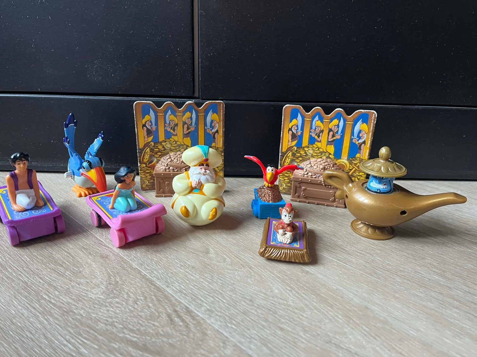 9 McDonald's Aladdin Disney figuren - Happy Meal, Verzamelen, Ophalen of Verzenden, Zo goed als nieuw, Beeldje of Figuurtje