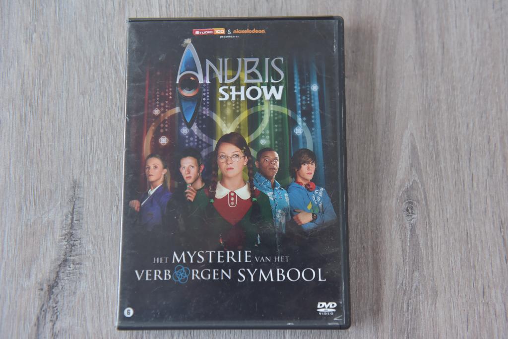 STUDIO 100-- ANUBIS SHOW -- HET MYSTERIE VAN HET VERBORGEN, Cd's en Dvd's, Dvd's | Kinderen en Jeugd, Zo goed als nieuw, Alle leeftijden