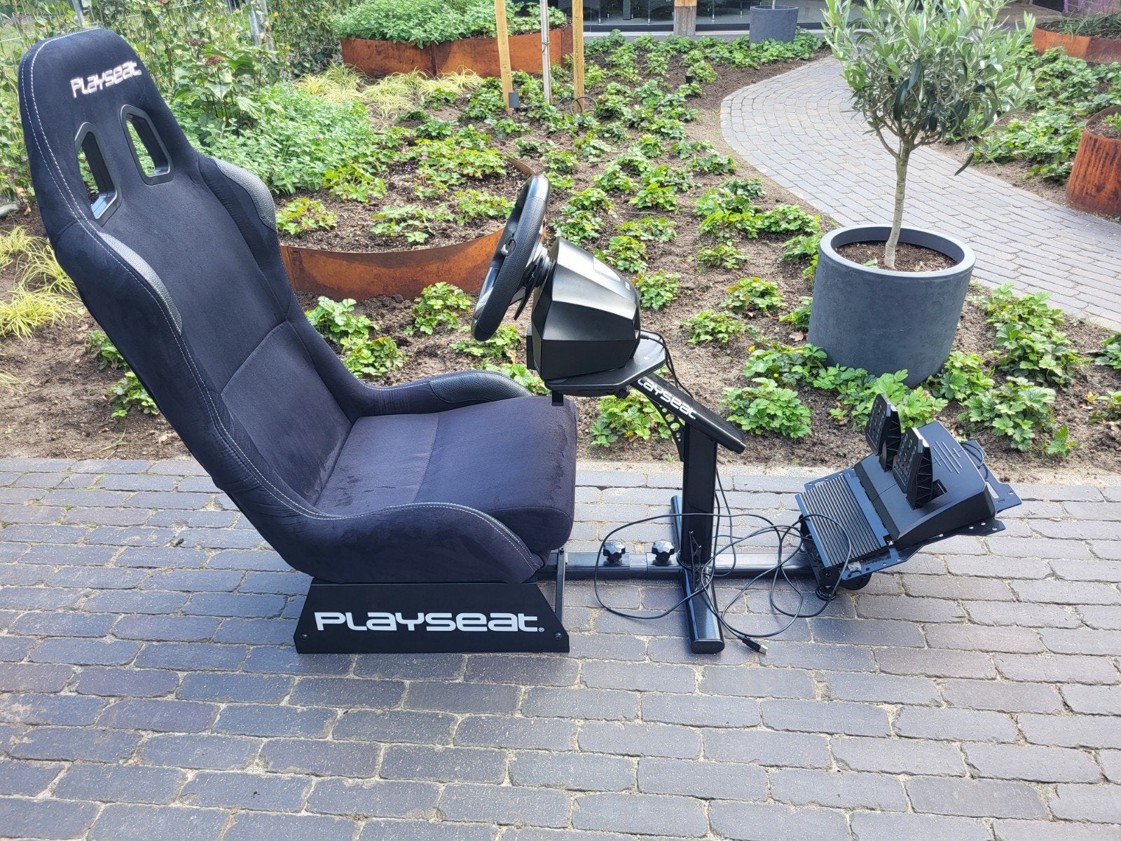 Playseat met Hori Racing Wheel Apex stuur en pedalen, Ophalen, Zo goed als nieuw, Playseat of Racestoel, PlayStation 4