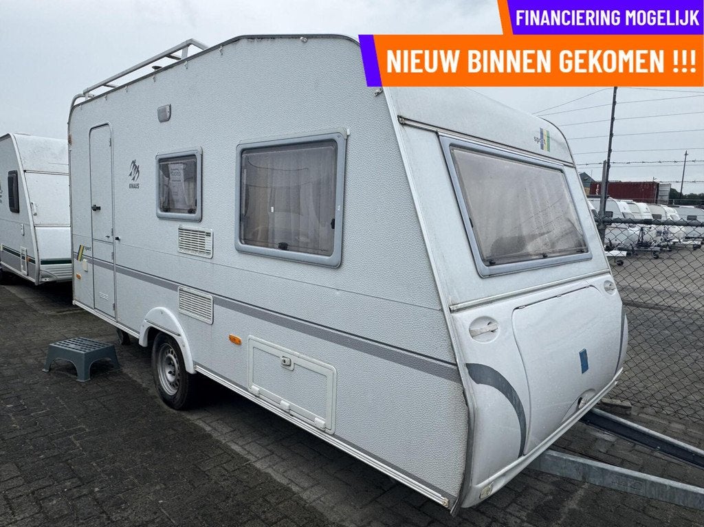 Knaus SPORT W04420, DWARSBED, TREINZIT, VOORTENT, Serviceluik, Bedrijf, 750 - 1000 kg, 6 tot 7 meter