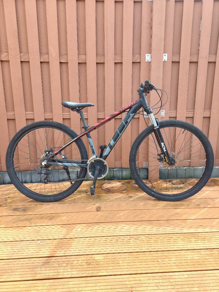 MBM "LOOP" MTB fiets, Hardtail, Zo goed als nieuw, Schijfrem, Ophalen