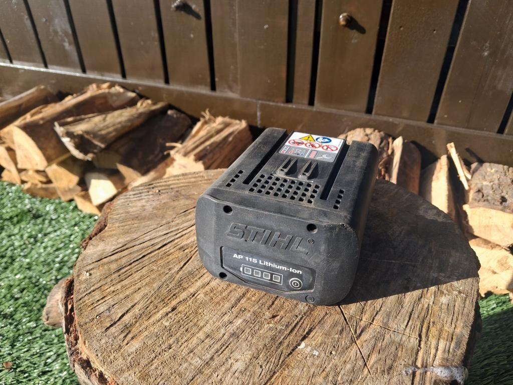 Stihl ap 115 accu, Ophalen, Zo goed als nieuw