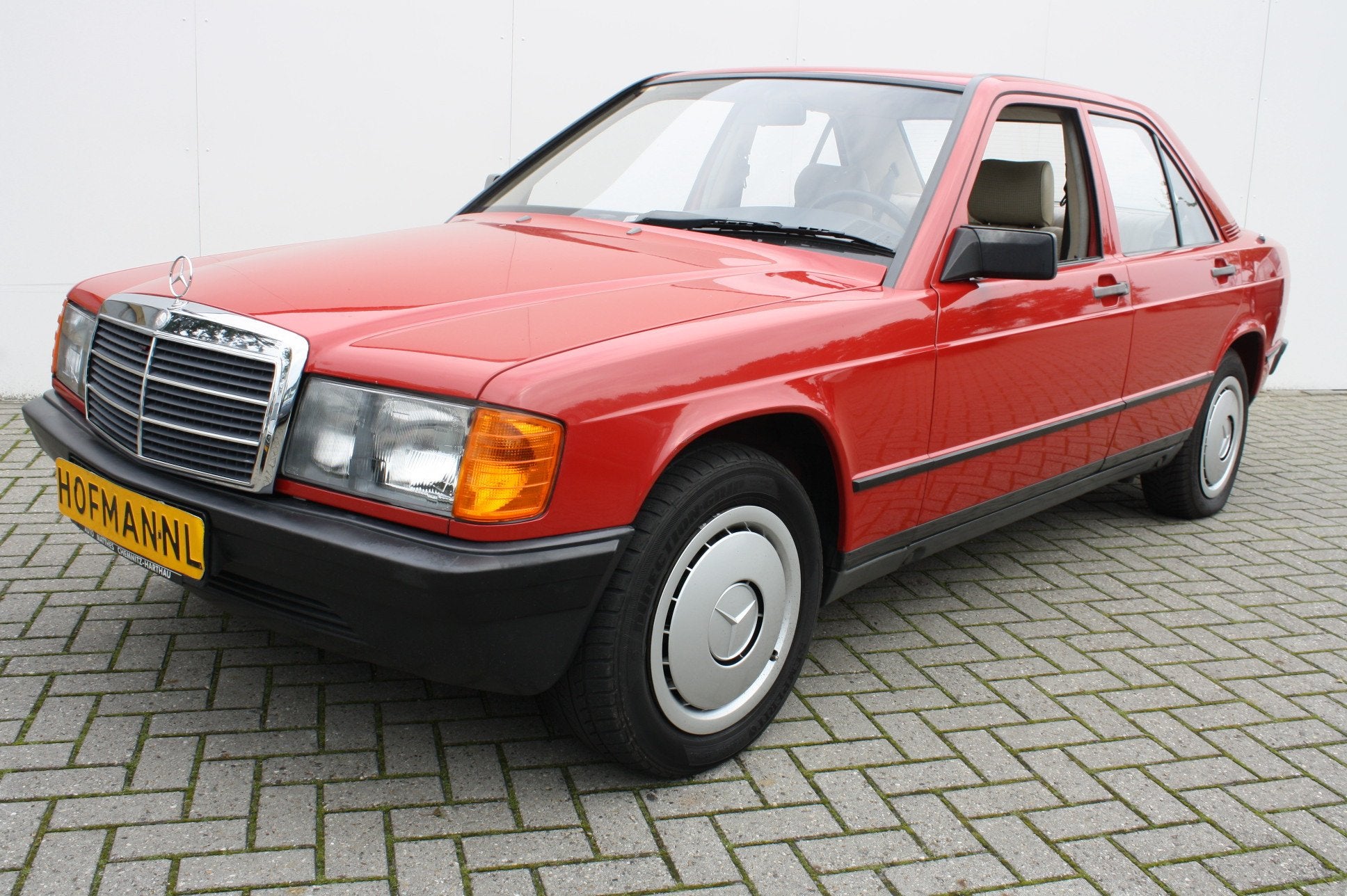 Mercedes-Benz 190D 2.5 116000km! (bj 1985, automaat), Auto's, Mercedes-Benz, Achterwielaandrijving, Gebruikt, 190-Serie, Sedan