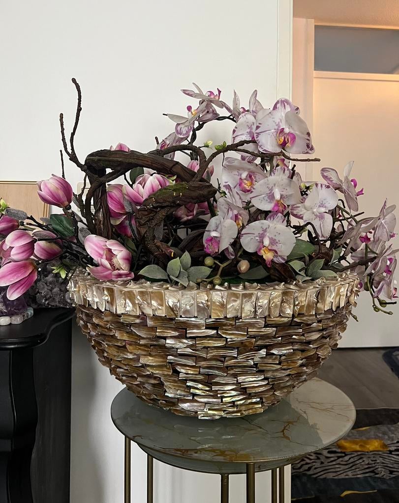 Grote schelpenvaas met bloemen, Ophalen, Nieuw