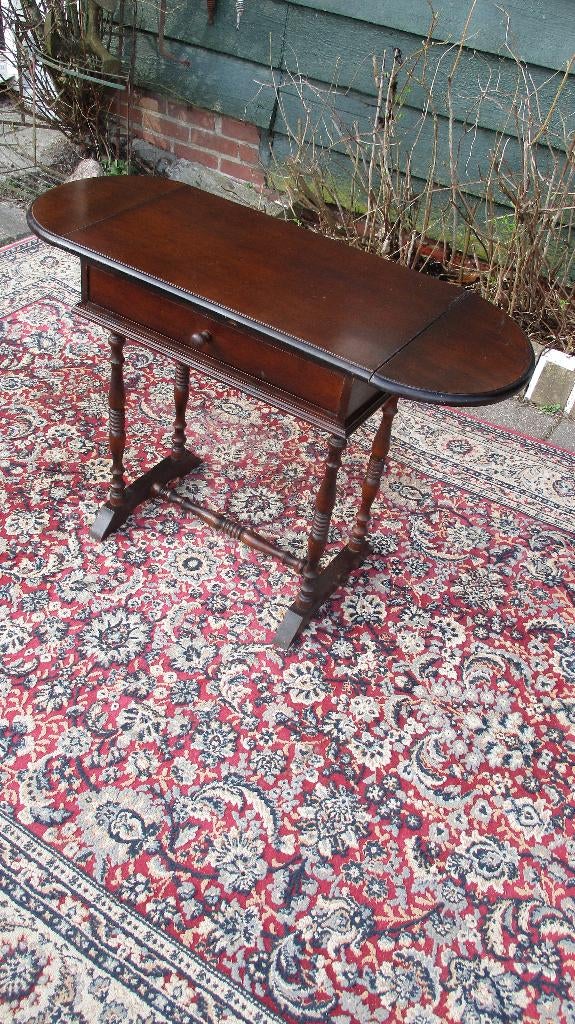 klaptafeltje - bijzettafeltje, Huis en Inrichting, Minder dan 55 cm, Gebruikt, Rond, Ophalen