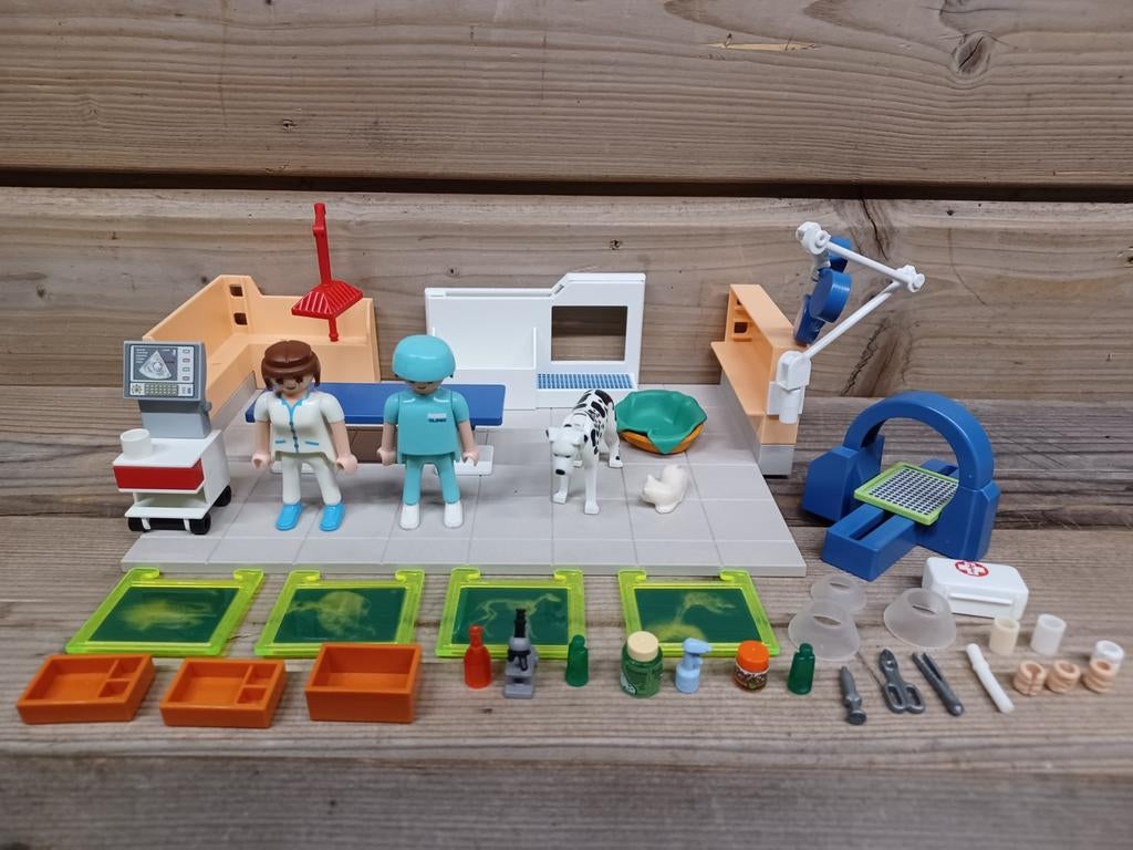 Playmobil Dierenartspraktijk Operatiekamer met Dieren, Ophalen of Verzenden, Zo goed als nieuw