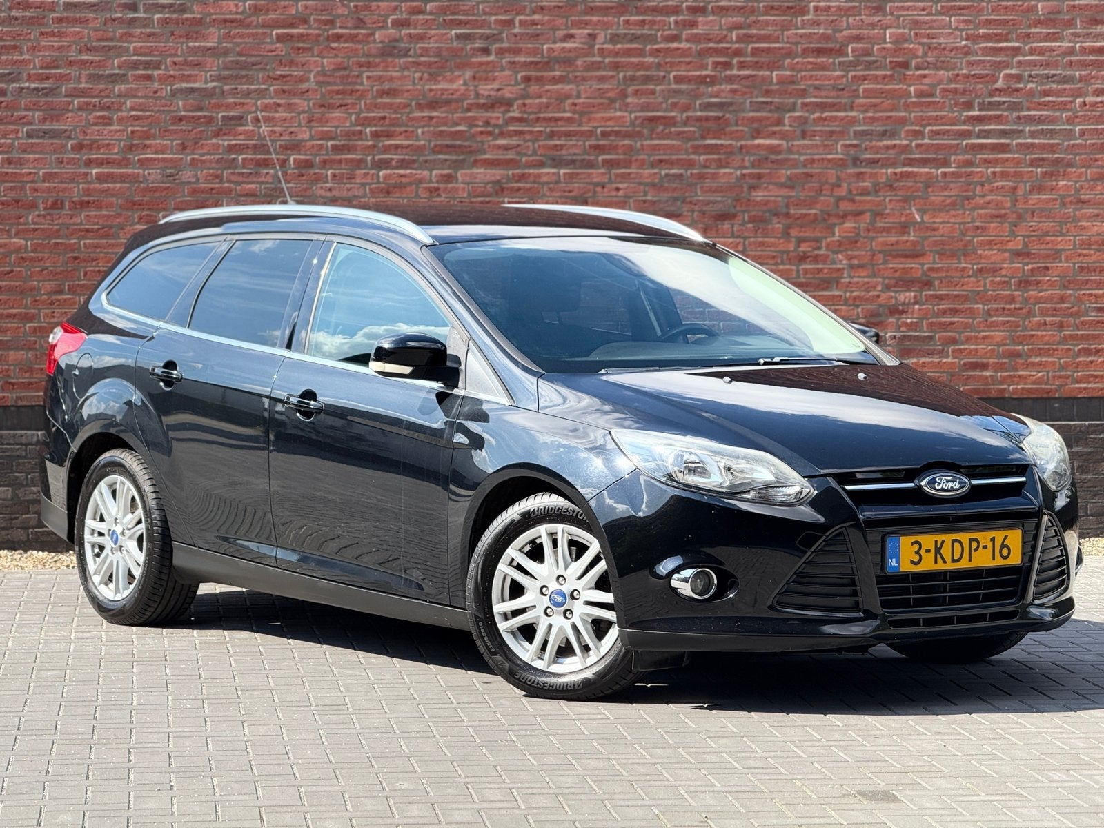 Ford Focus 1.6 Ecoboost Titanium 150pk 2013 Zwart, 4 cilinders, Zwart, Origineel Nederlands, Handgeschakeld