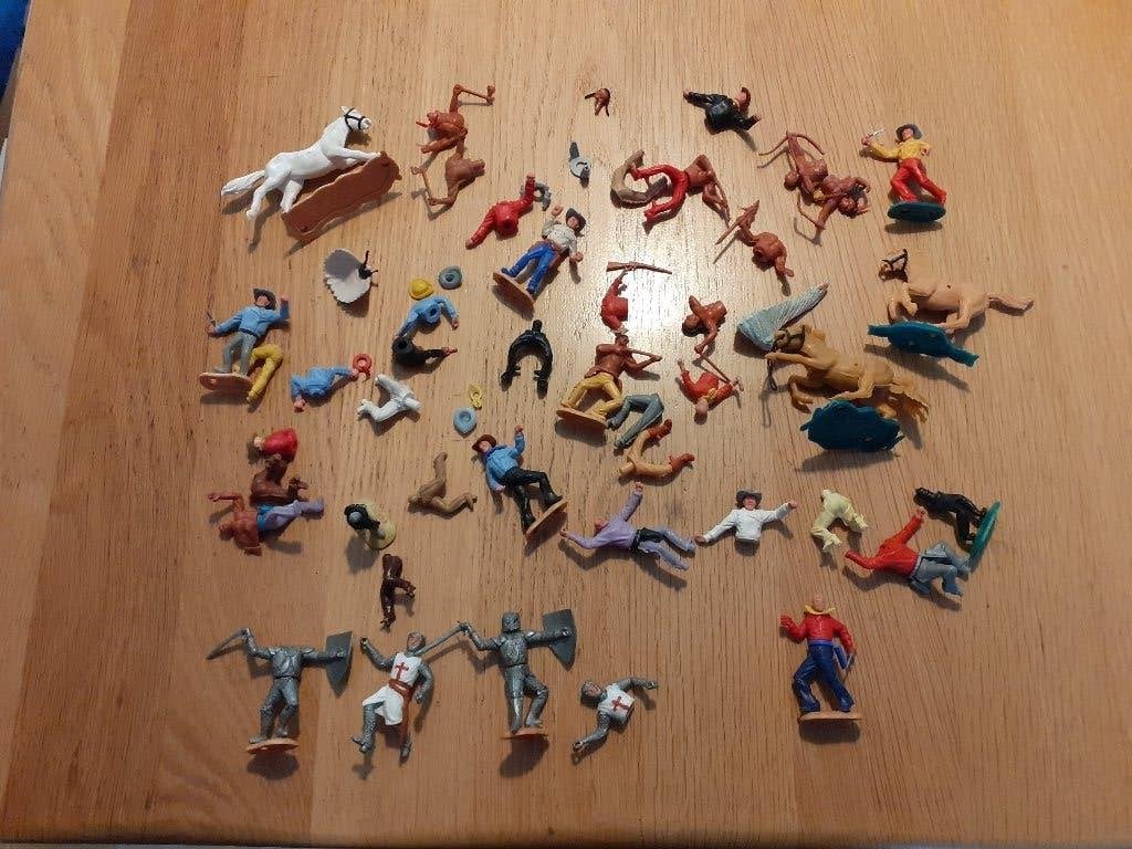 timpo toys cowboy en indianen en ridder figuren, Verzamelen, Ophalen of Verzenden, Gebruikt