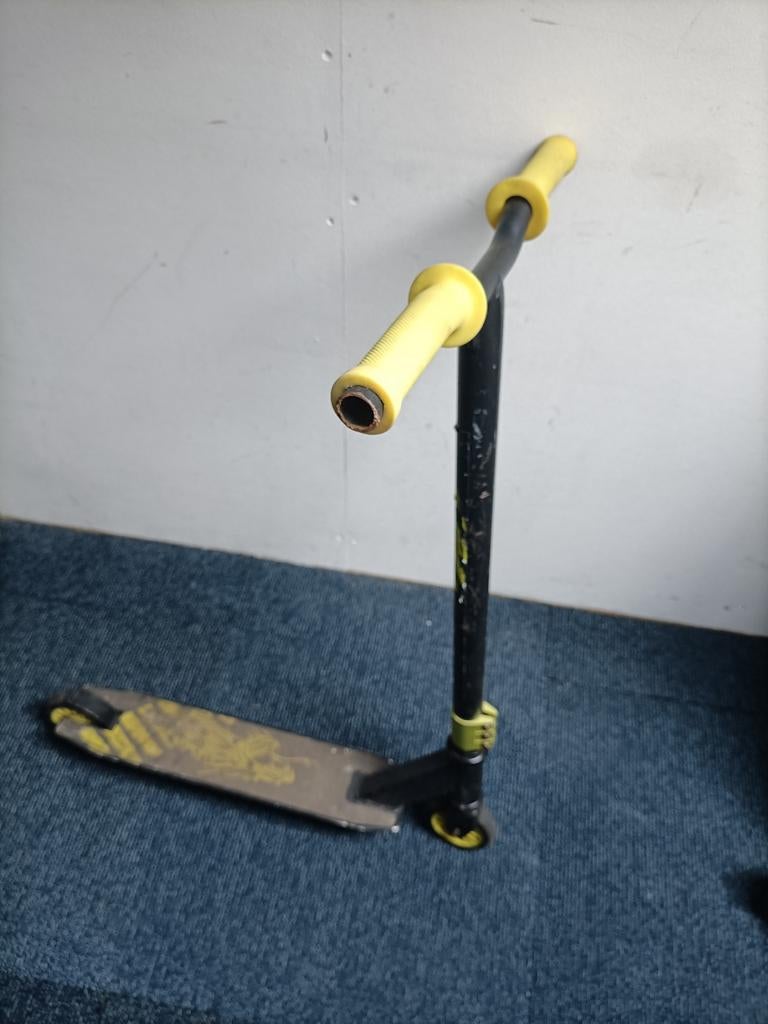 Black Dragon Stunt Scooter, Fietsen en Brommers, Ophalen, Gebruikt, Gewone step
