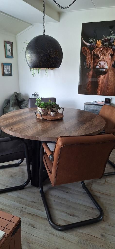 Eetkamertafel 130cm in doorsnede, Huis en Inrichting, Tafels | Eettafels, Ophalen, Rond, 100 tot 150 cm, 100 tot 150 cm