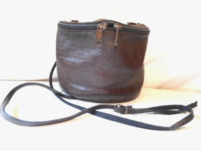 Leuke kleine bruine echt leren JUMPERS tas/ schoudertas, Sieraden, Tassen en Uiterlijk, Verzenden, Gebruikt, Bruin, Schoudertasje