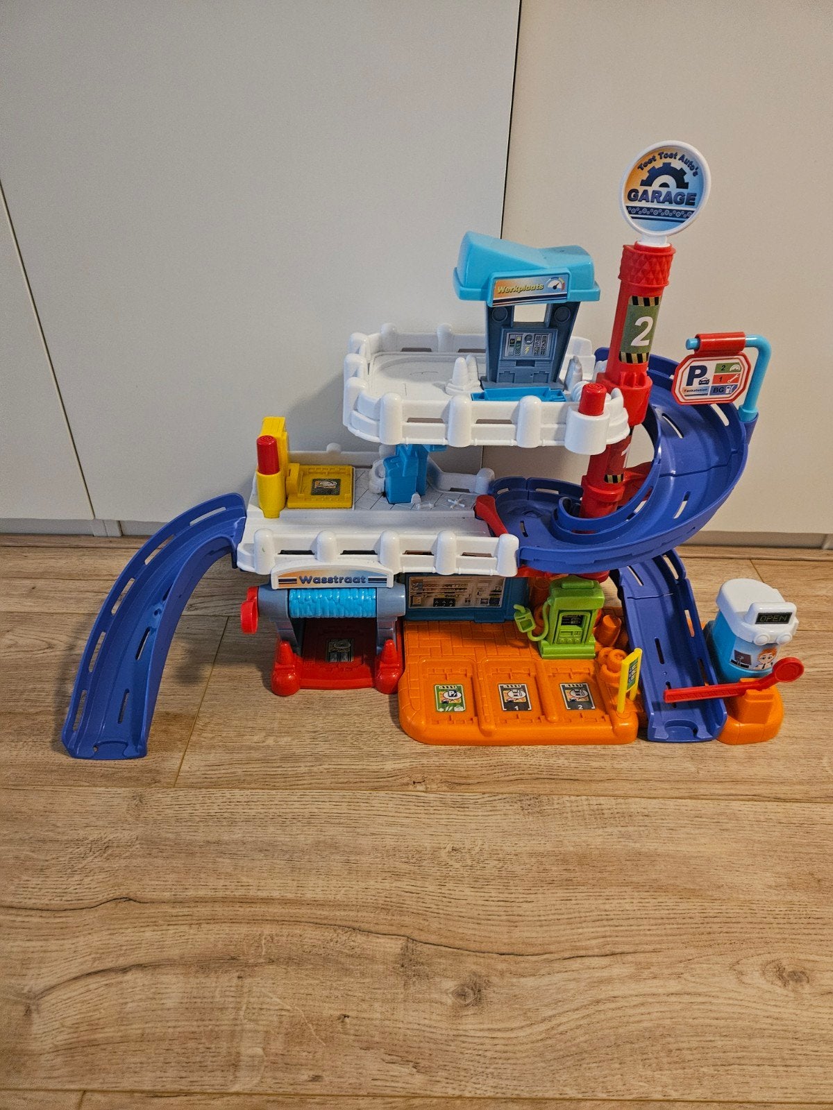 Tiny Teamsterz Raceway en Toet Toet garage met auto's en acc, Ophalen of Verzenden, Gebruikt