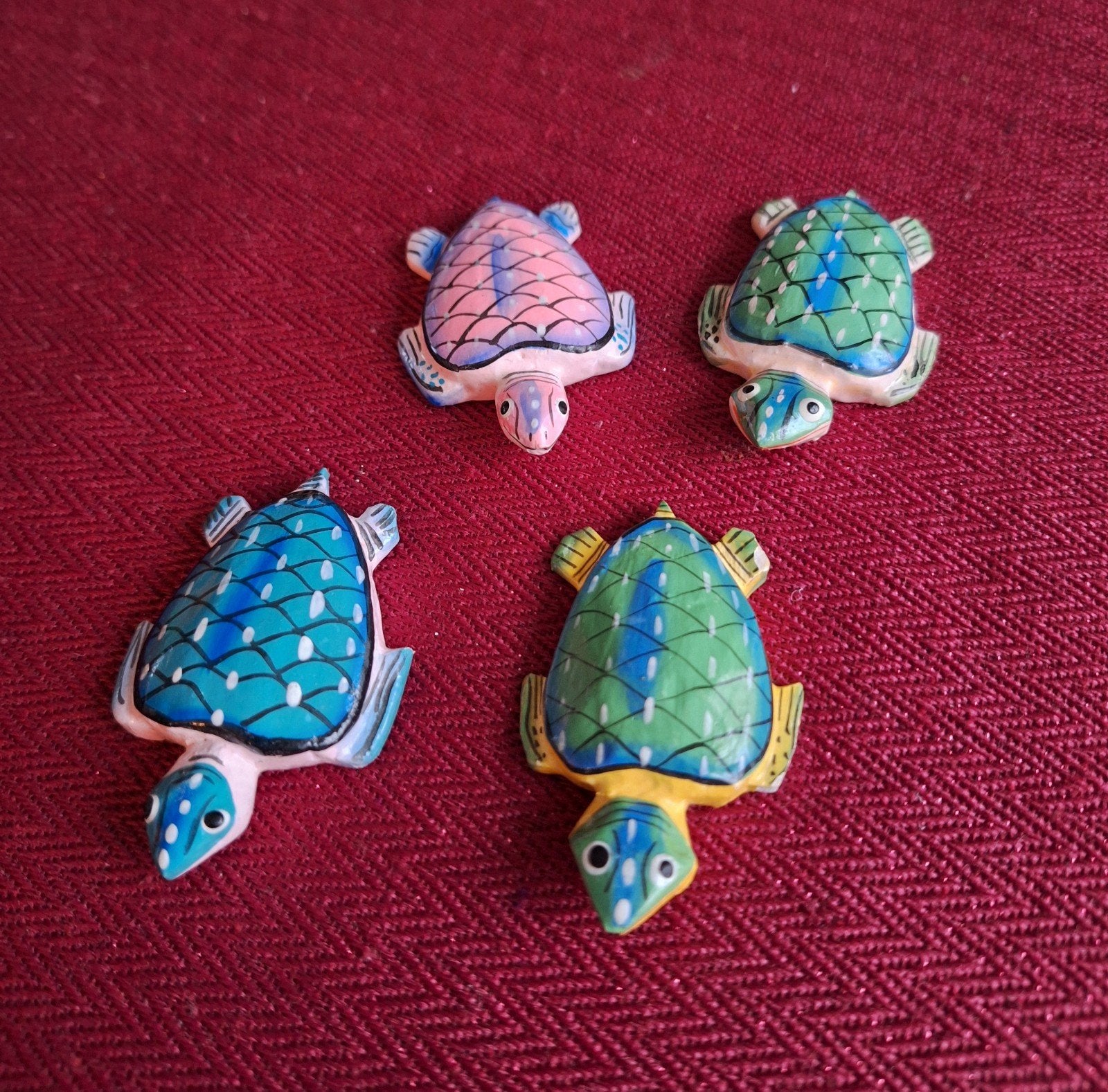 Houten geschilderde schildpadbeeldjes beeldjes schildpadden, Verzamelen, Ophalen of Verzenden, Zo goed als nieuw, Dier