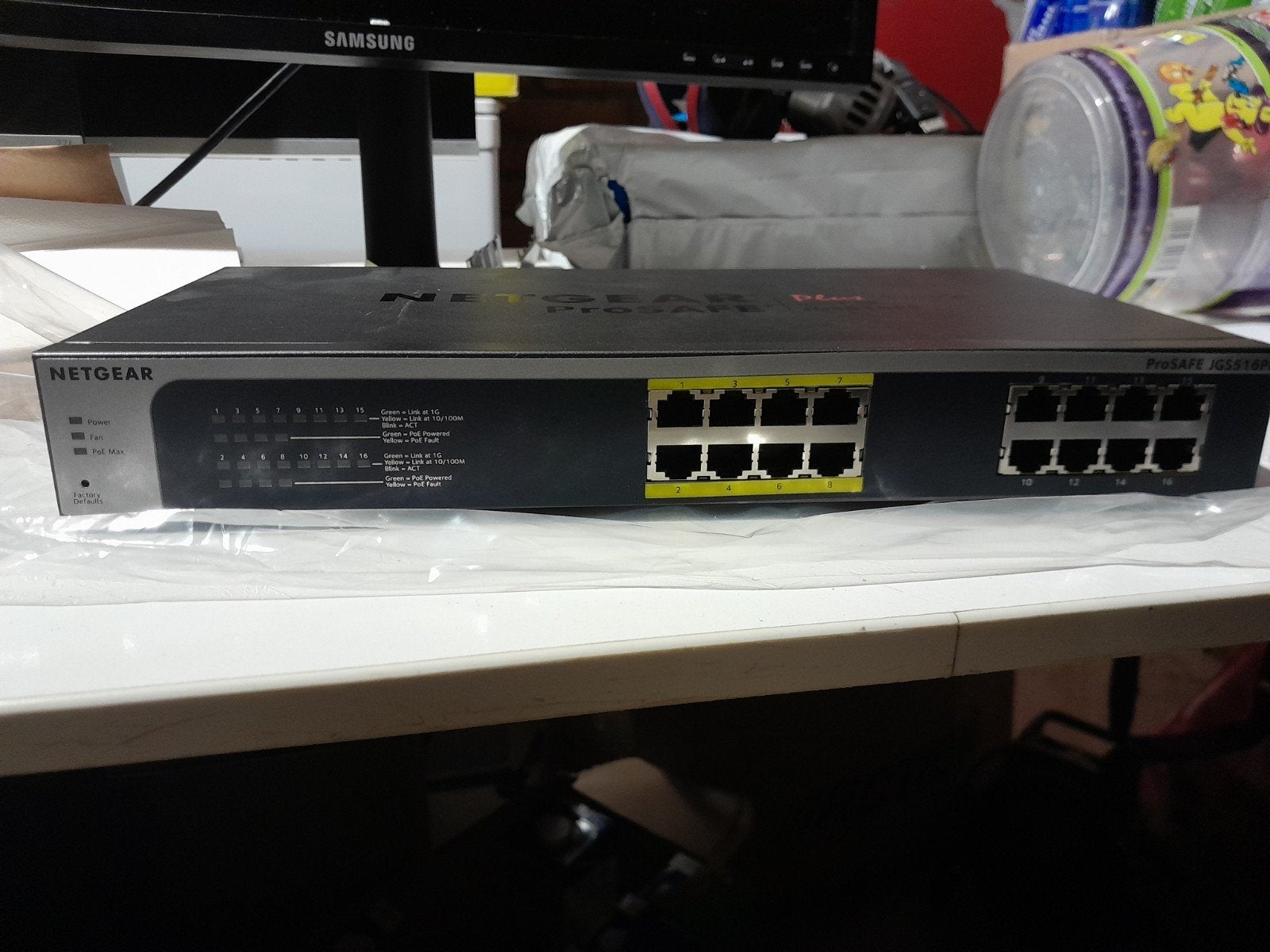 Netgear Prosafe Plus Switch met PoE JGS516PE, Ophalen, Zo goed als nieuw