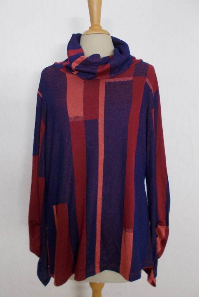 Aparte top van Deense designer Trine Kryger Simonsen! 44, Maat 42/44 (L), Zo goed als nieuw, Lange mouw, Meerkleurig