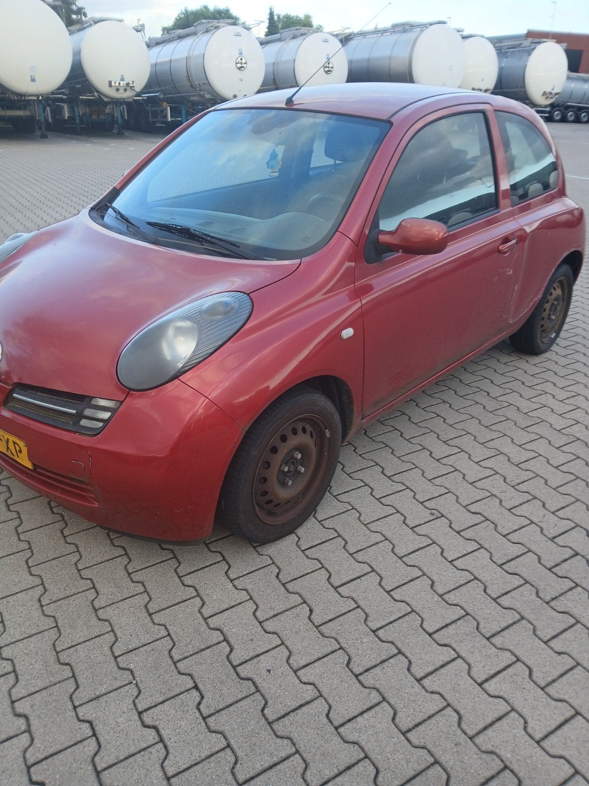 loop sloop of cross nissan micra, Ophalen