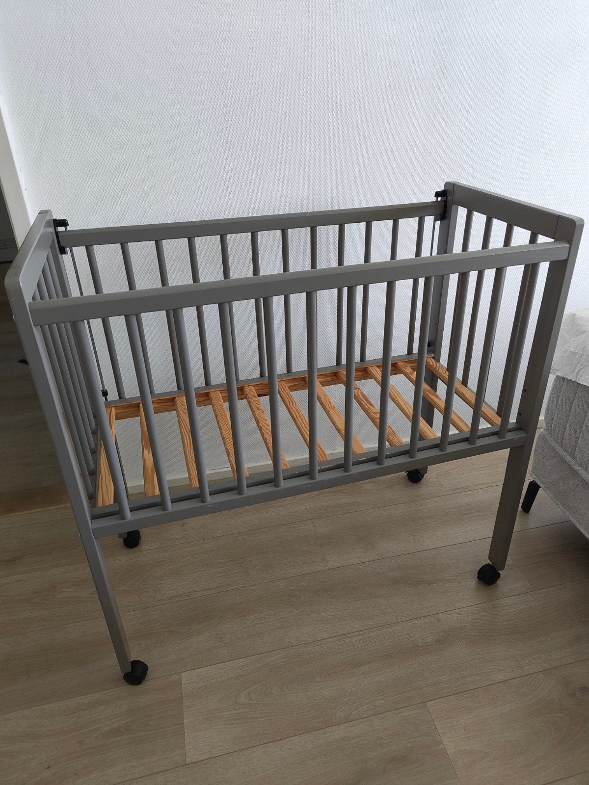 Petite Amelie co-sleeper/wieg incl. matras en toebehoren, Ophalen, Gebruikt, Wieg