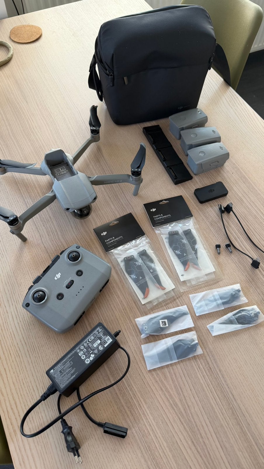 DJI Mavic Air 2 Fly More Combo, Ophalen of Verzenden, Zo goed als nieuw
