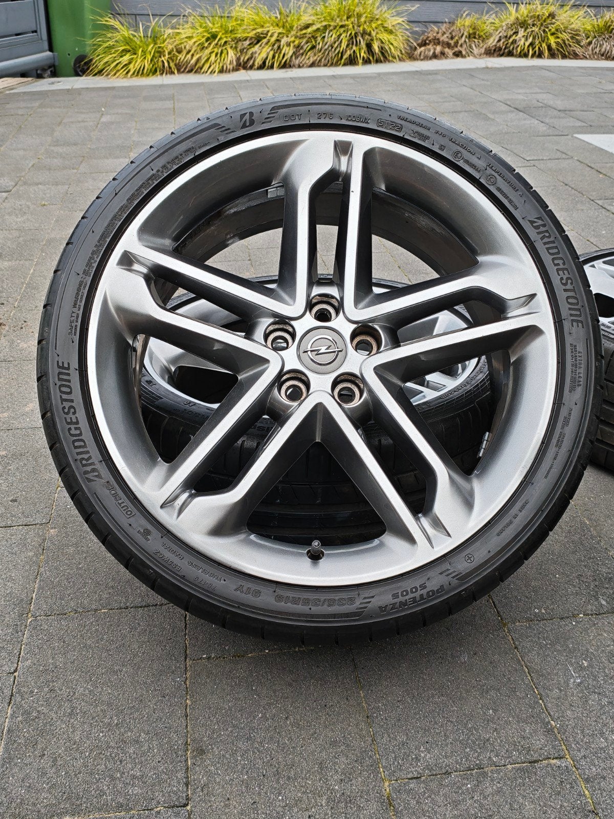 Originele Opel Astra K 19 inch velgen set 5x105

De set pas, Auto-onderdelen, 19 inch, Banden en Velgen, Ophalen of Verzenden