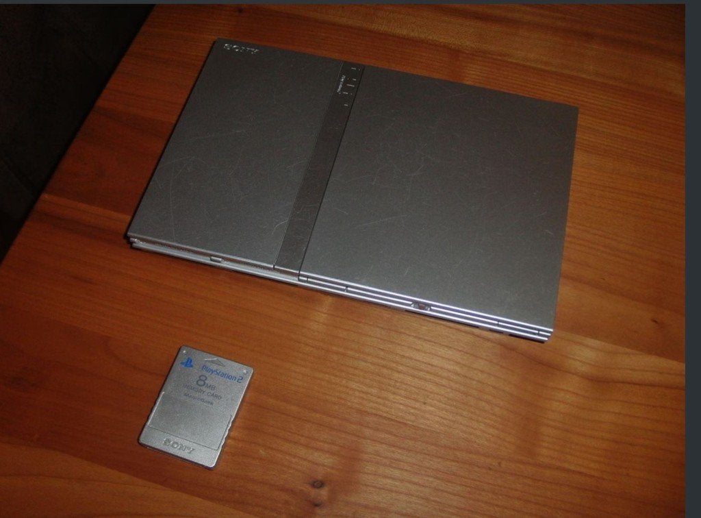 Sony PlayStation 2 Slim (Satin Silver) + Originele 8MB Memor, Gebruikt, Ophalen of Verzenden, Zonder controller, Met geheugenkaart