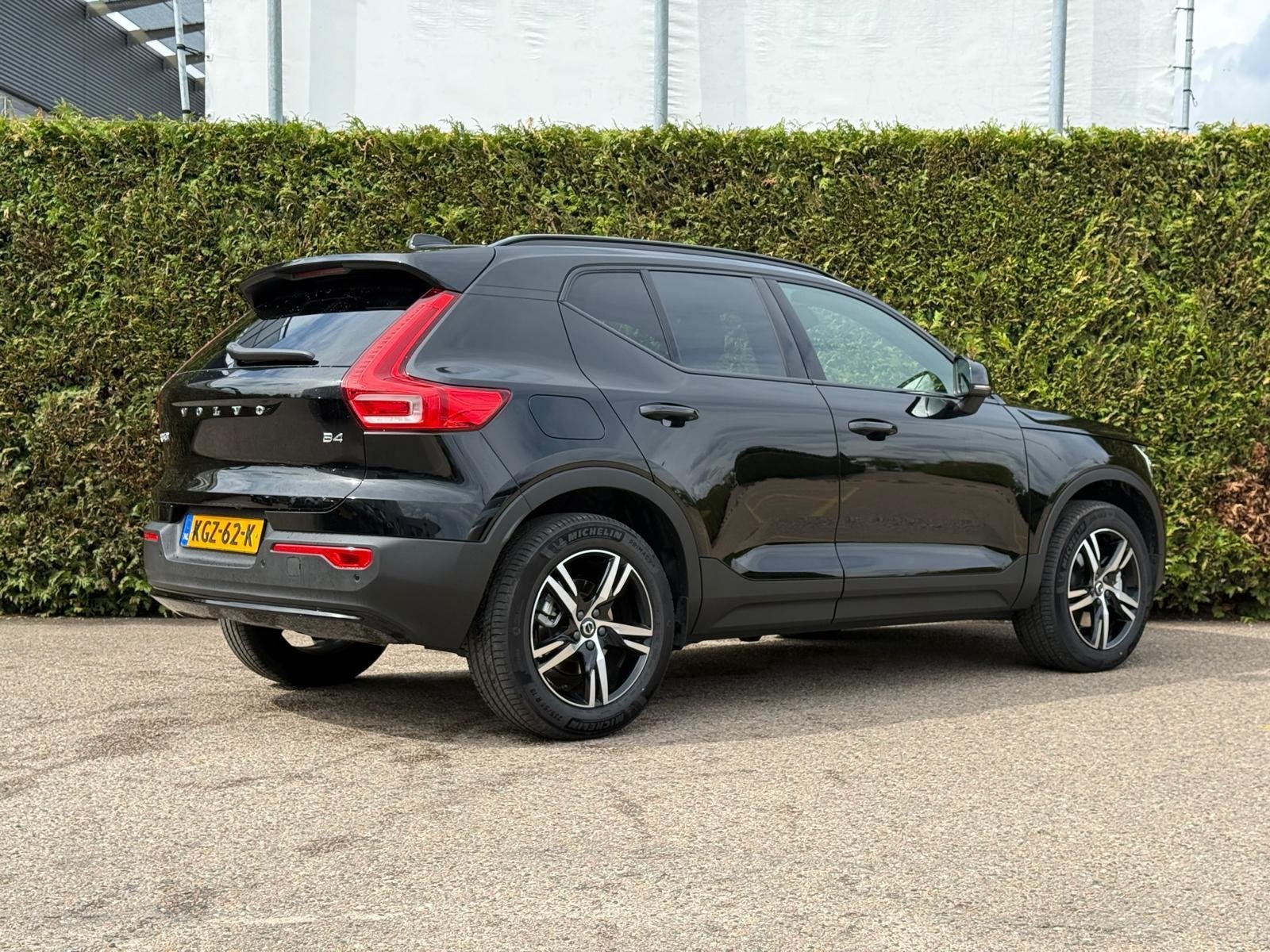 Volvo XC40 B4 Plus Dark | Harman/Kardon | Memory | Trekhaak, Auto's, 12 maanden, Gebruikt, Euro 6, 4 cilinders
