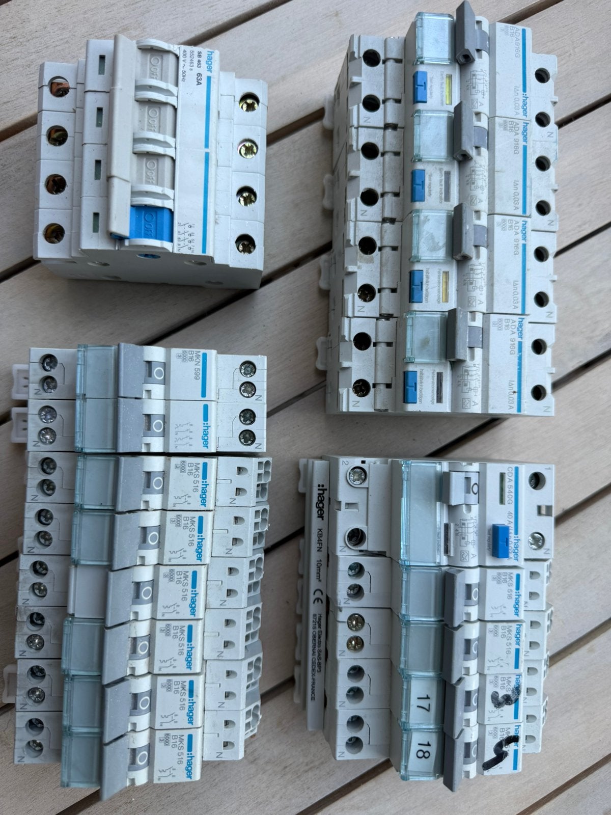 Te koop Hager Componenten, Ophalen of Verzenden, Zo goed als nieuw