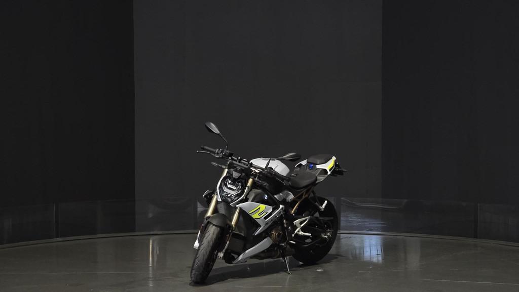 BMW S 1000 R | Dynamic | Keyles | Cruise | Origineel NL, Motoren, Motoren | BMW, Bedrijf, Handvatverwarming, Meer dan 35 kW, Toermotor