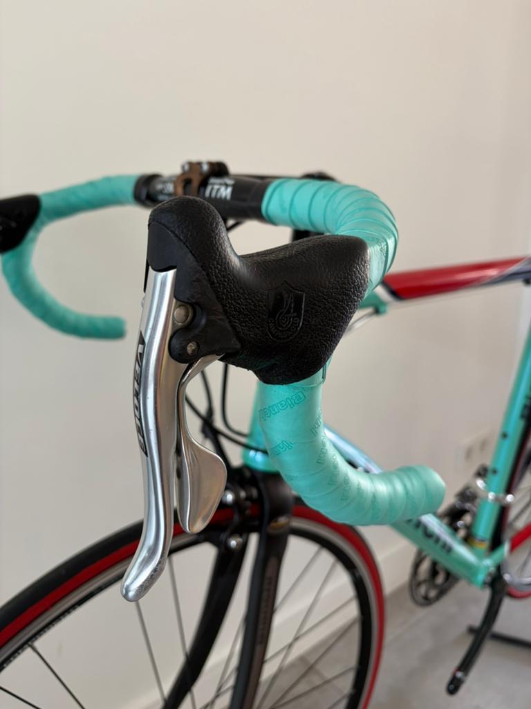 Bianchi ml3 Celeste, professional cycling team, NIEUWSTAAT!!, 28 inch, Carbon, Velgrem, Zo goed als nieuw