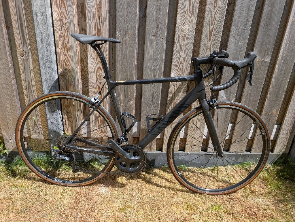 Canyon Endurace CF8 (M) met Shimano Ultegra (2021 model), 28 inch, Gebruikt, Carbon, Meer dan 20 versnellingen