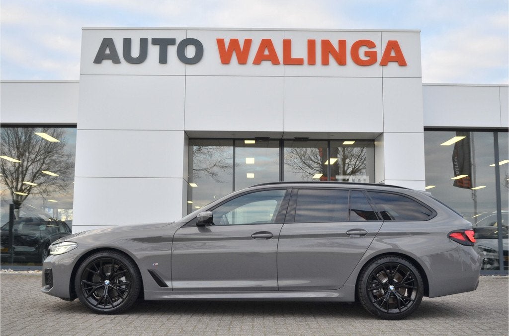 BMW 5 Serie 520 I Touring M Pakket Comfortstoelen | Stoelver, Auto's, BMW, Automaat, 1998 cc, Achterwielaandrijving, 4 cilinders