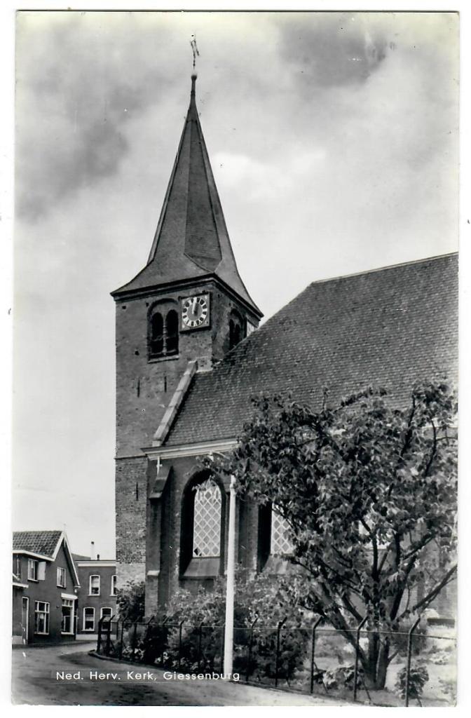Giessenburg - Ned. Herv. Kerk, Verzamelen, Ansichtkaarten | Nederland, Verzenden, 1940 tot 1960, Ongelopen, Zuid-Holland