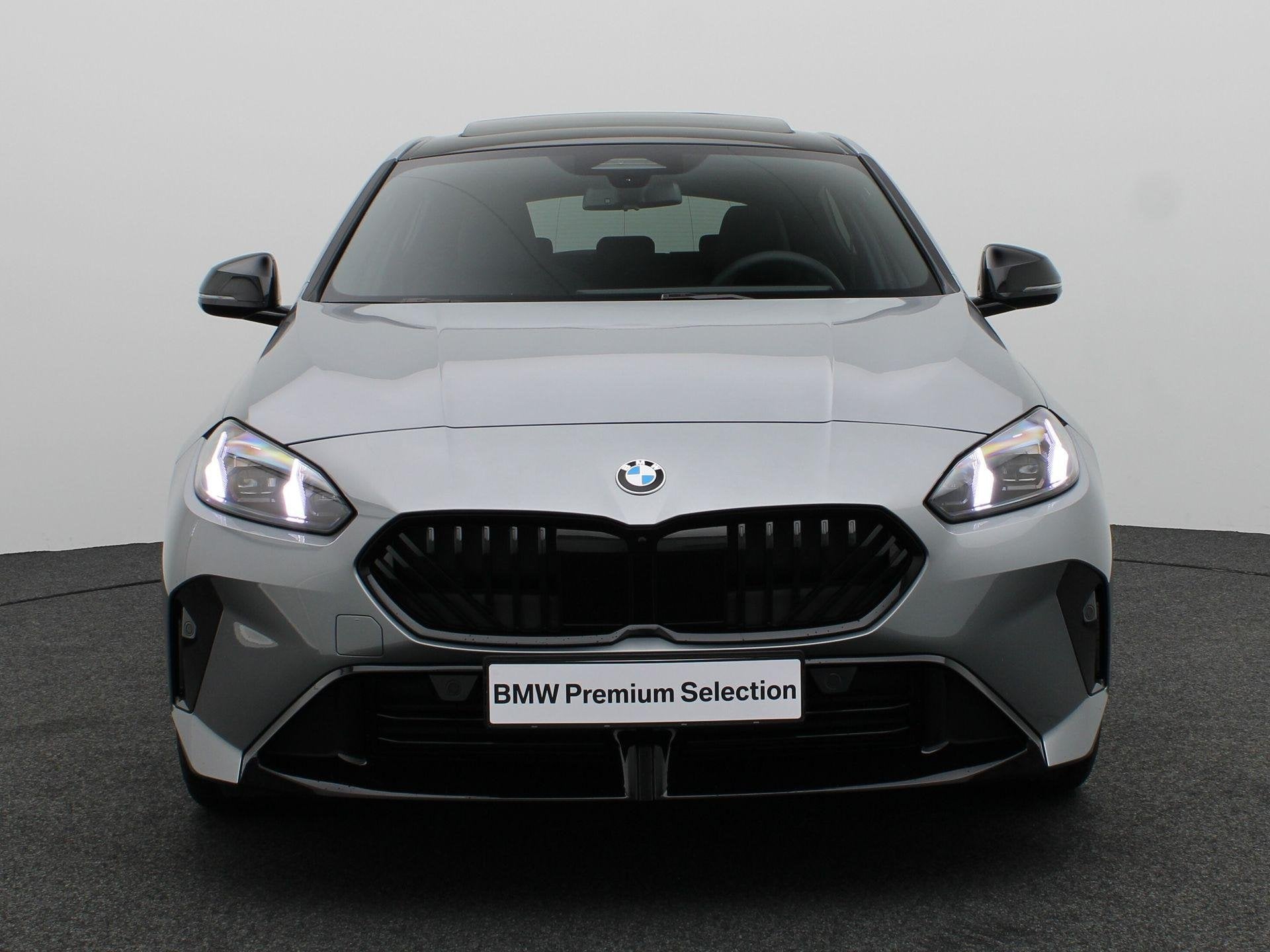 BMW 1 Serie 120 M Sportpakket Pro | Premium Pack | Stuurwiel, Auto's, BMW, Stof, Met garantie (alle), Origineel Nederlands, Bedrijf