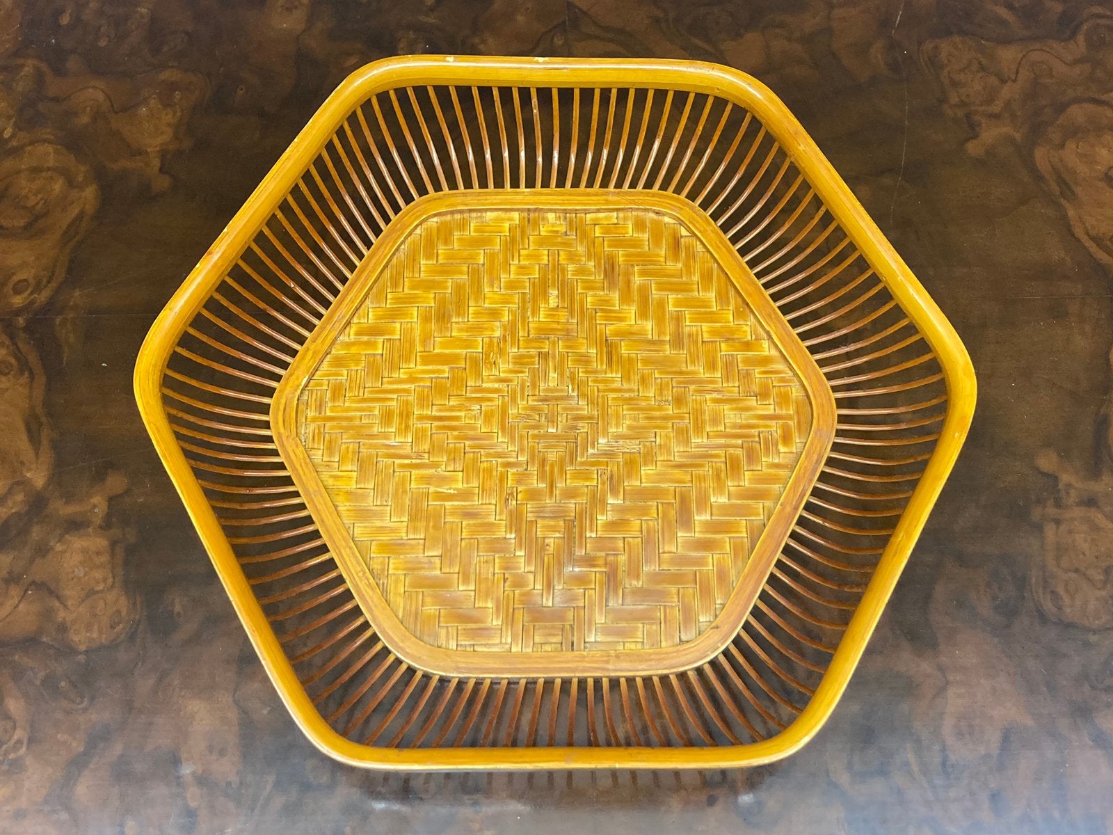 Vintage Japans hexagonaal rotan fruitschaal 竹工芸品, Ophalen of Verzenden, Zo goed als nieuw, Overige vormen, Overige materialen