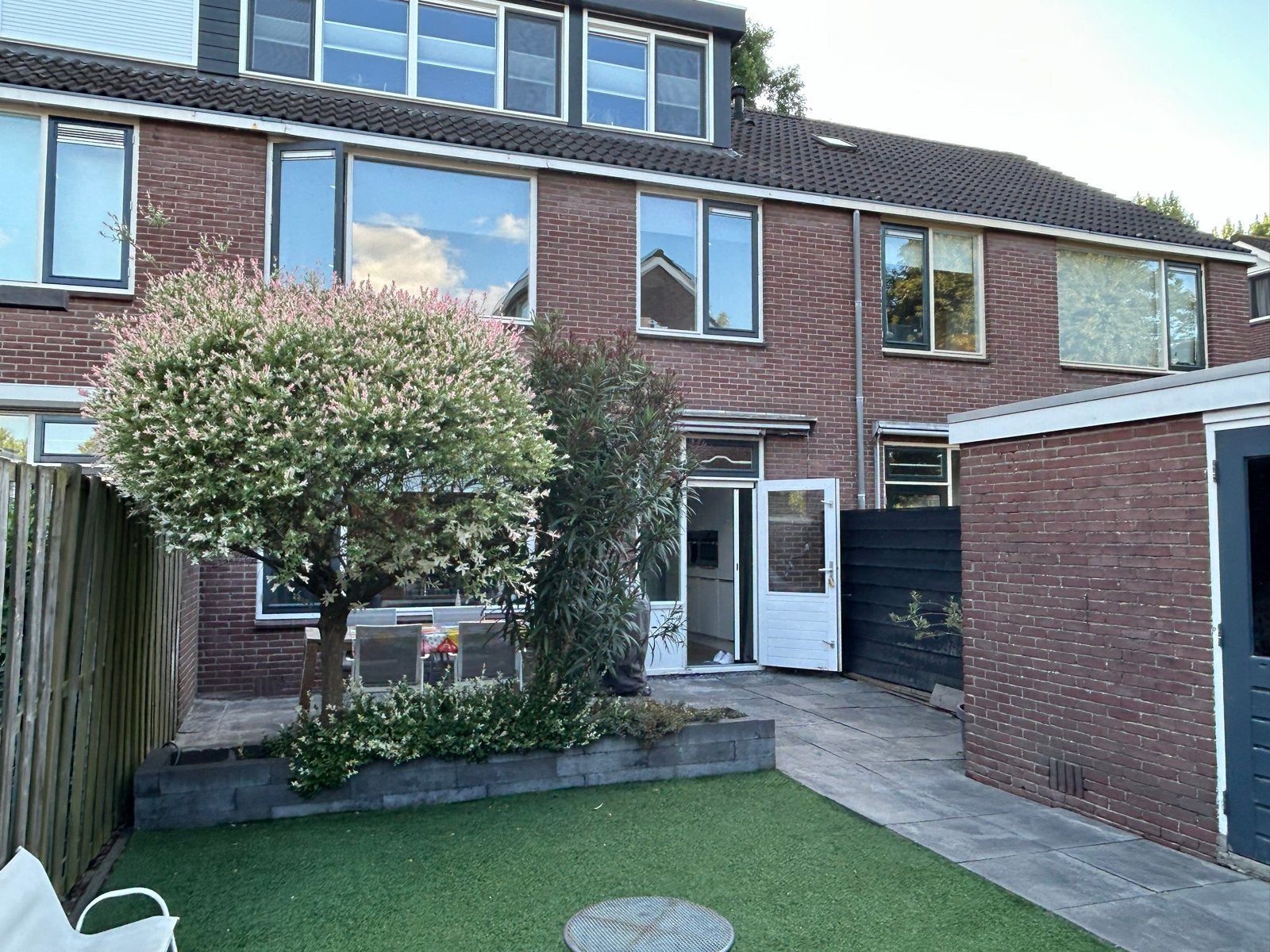 Border, Tuin en Terras, Ophalen, Gebruikt, Beton, Terrastegels