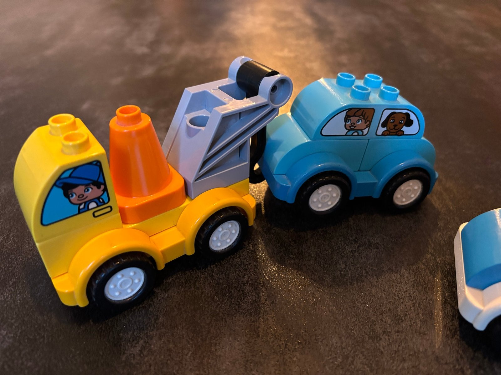 LEGO Duplo Voertuigen Set: Takelwagen, Auto's en Helikopter, Compleet, Gebruikt, Overige thema's, Ophalen of Verzenden