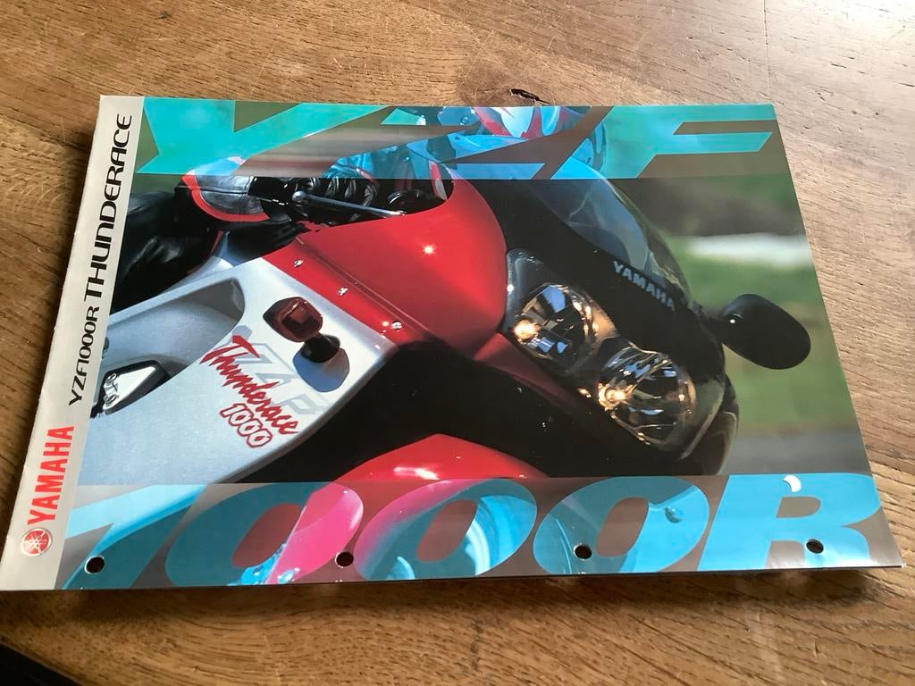 Yamaha YZF1000R Thunderace Brochure., Verzenden, Yamaha