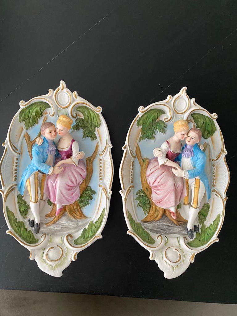 Vintage barok 3D porseleinen wanddecoratie 2 stuks, Antiek en Kunst, Ophalen of Verzenden