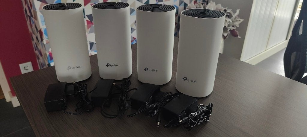 Te koop: 4 stuks TP-Link Deco M4R Mesh Wi-Fi Systeem, Computers en Software, Ophalen, Zo goed als nieuw, TP-Link Deco