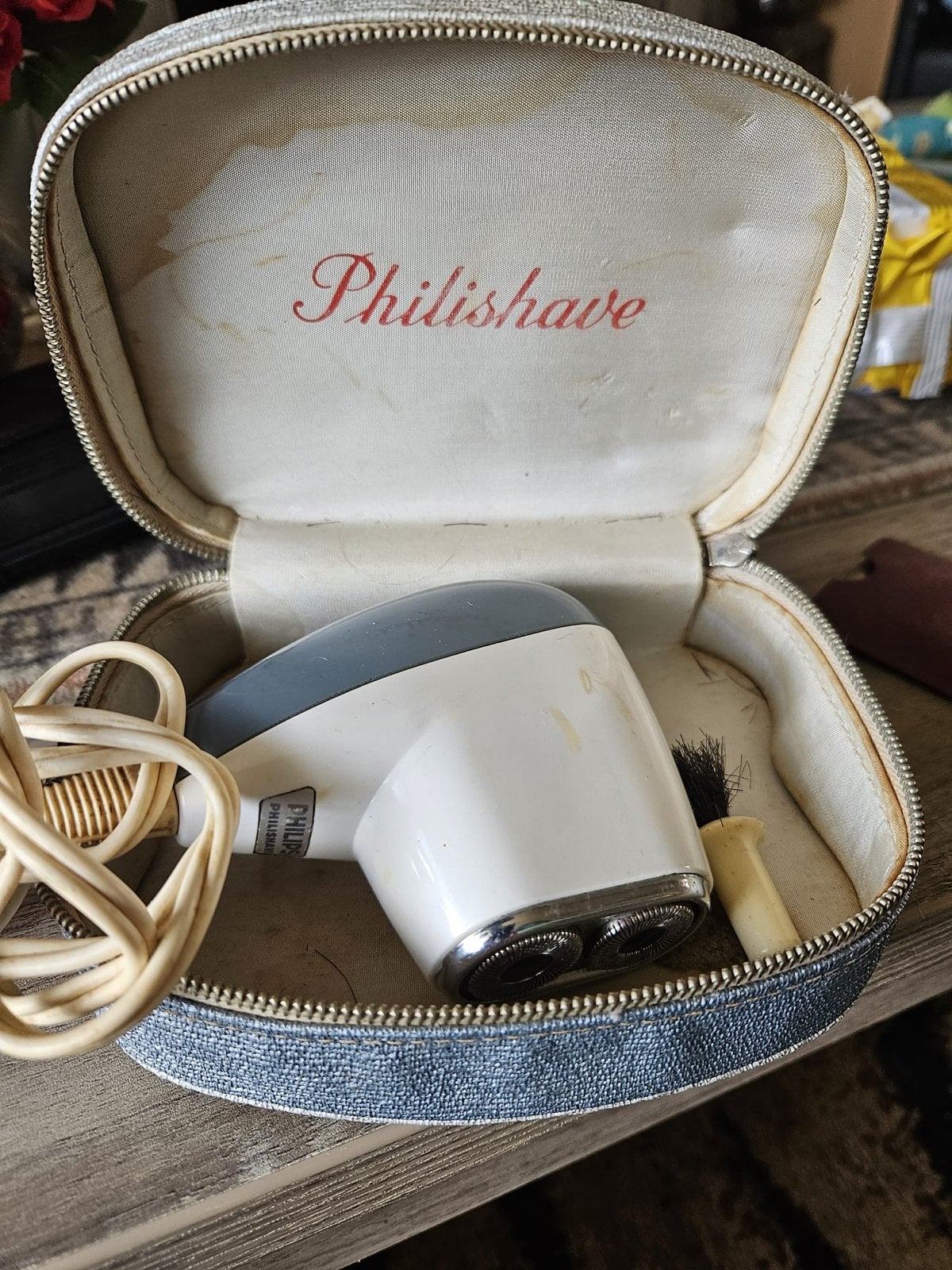 Vintage Philips Philishave scheerapparaat in etui, Ophalen of Verzenden, Gebruikt, Scheren en Epileren
