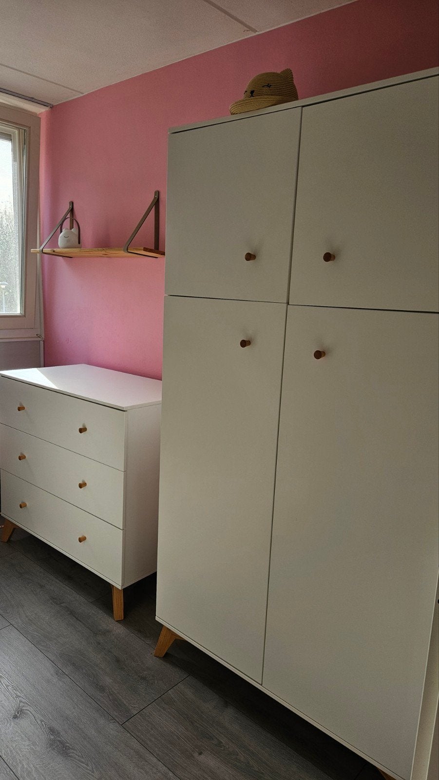 kledingkast en commodore baby-/kinderkamer, Huis en Inrichting, Ophalen, 100 tot 150 cm, 50 tot 100 cm, 3 of 4 laden