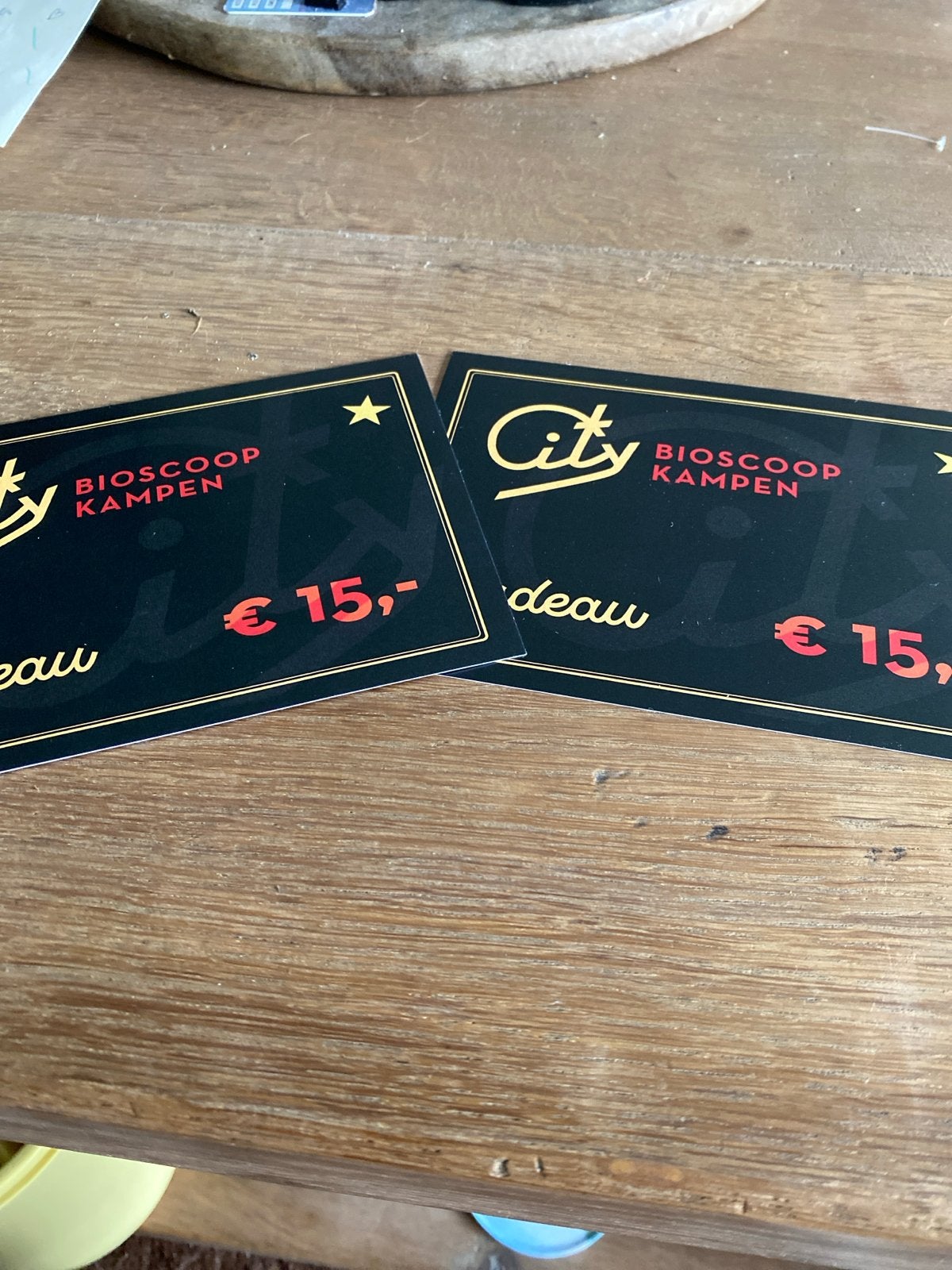 Te koop. 2 stuks bioscoop bonnen kampen., Tickets en Kaartjes, Twee personen, Cadeaubon
