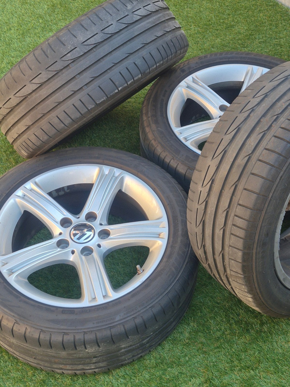 17" Vw T5 T6 velgen met zomerbanden, Ophalen