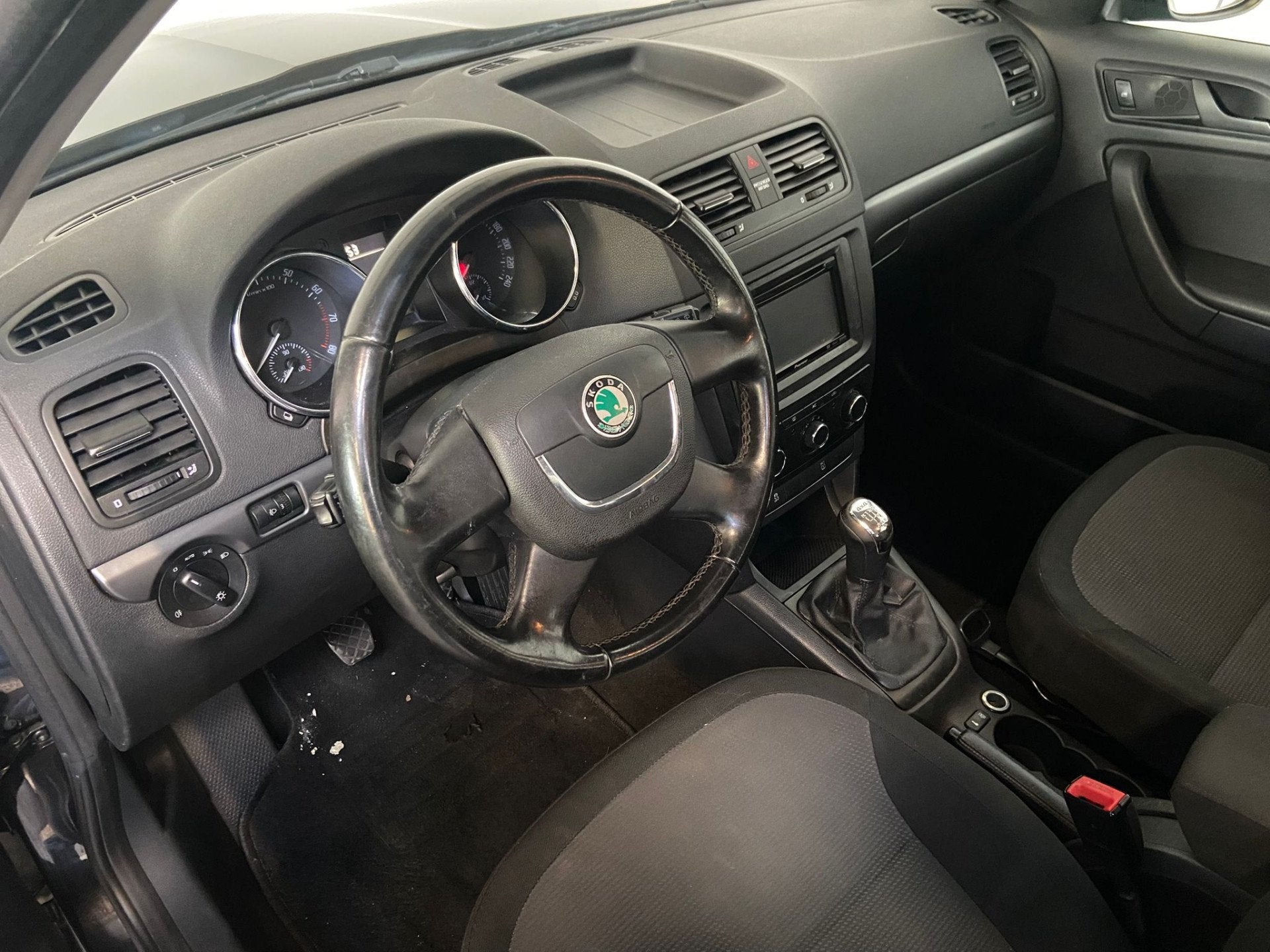 Skoda Yeti 1.8 TSI Active Plus 4x4 1800KG trekgewicht! Trekh, Auto's, 13 km/l, Euro 5, 4 cilinders, 160 pk