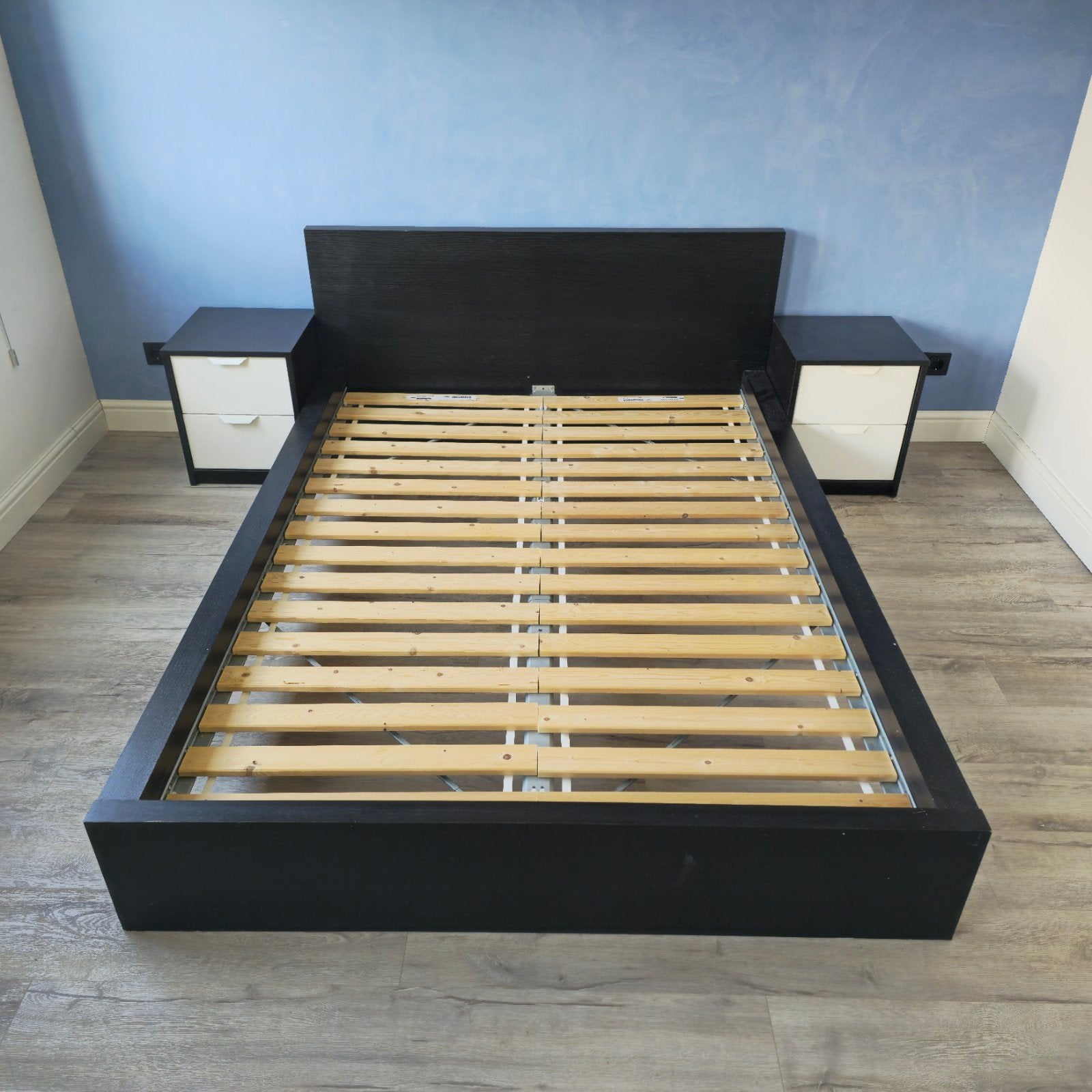 Zwart bed met hoofdbord en 2 nachtkastjes (210x160), Ophalen, Zwart, Tweepersoons, 160 cm