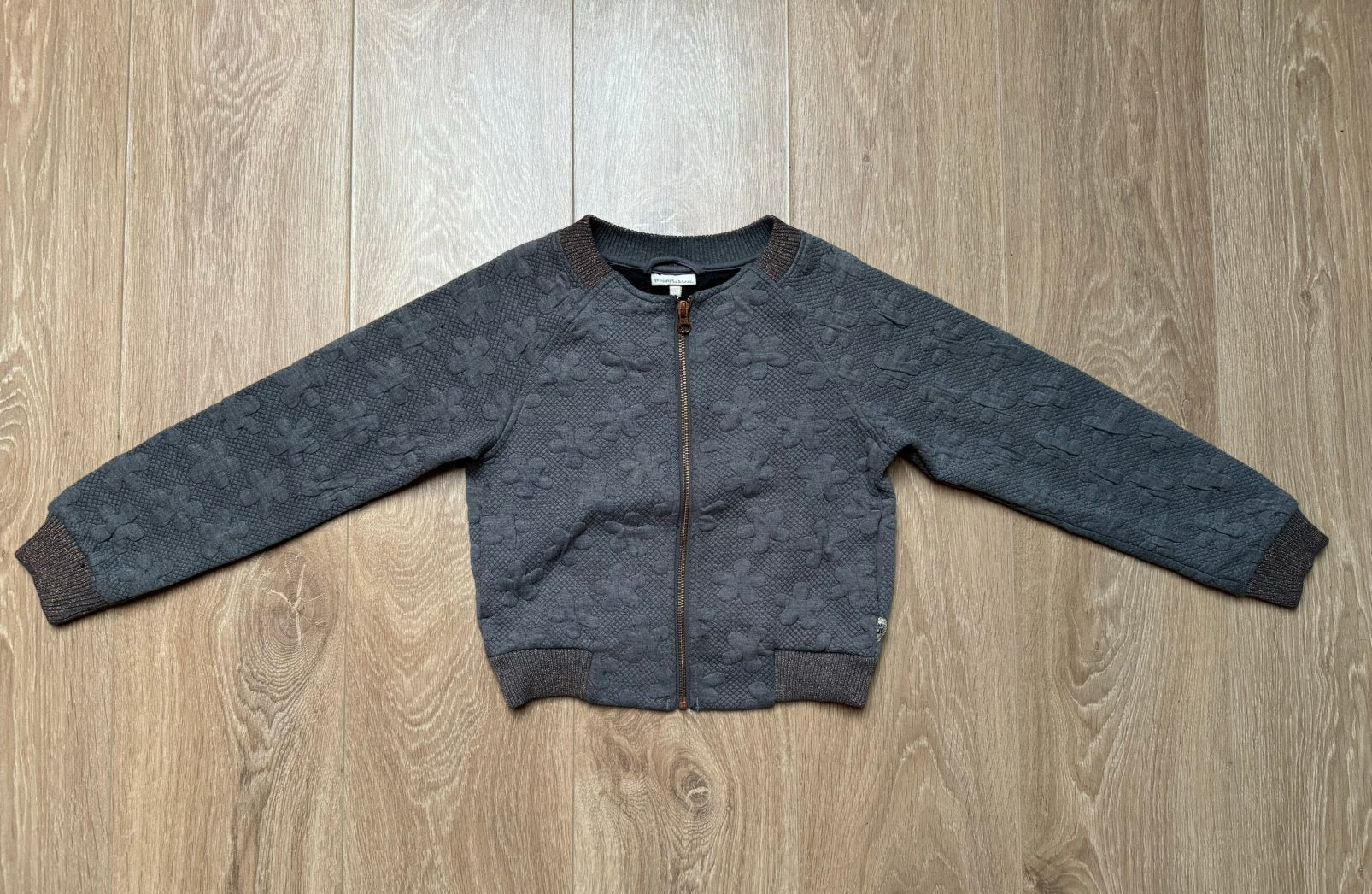POMP de Lux meisjes vest grijs/brons maat 134, Ophalen of Verzenden, Gebruikt, Meisje, Trui of Vest