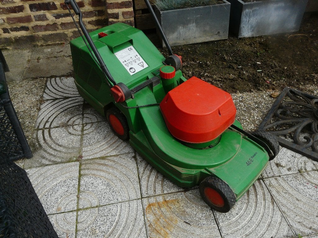 grasmaaier te koop, Ophalen of Verzenden, Gebruikt, Elektrische grasmaaier, Opvangbak