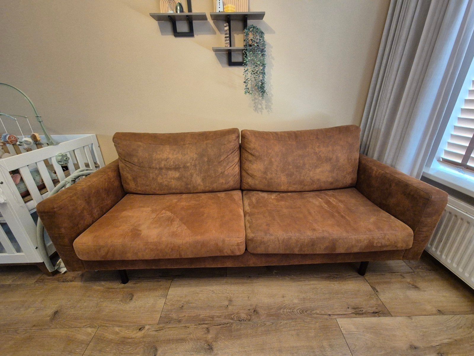 gratis comfortabele bruine tweezitsbank, Ophalen, Gebruikt, 150 tot 200 cm, Tweepersoons