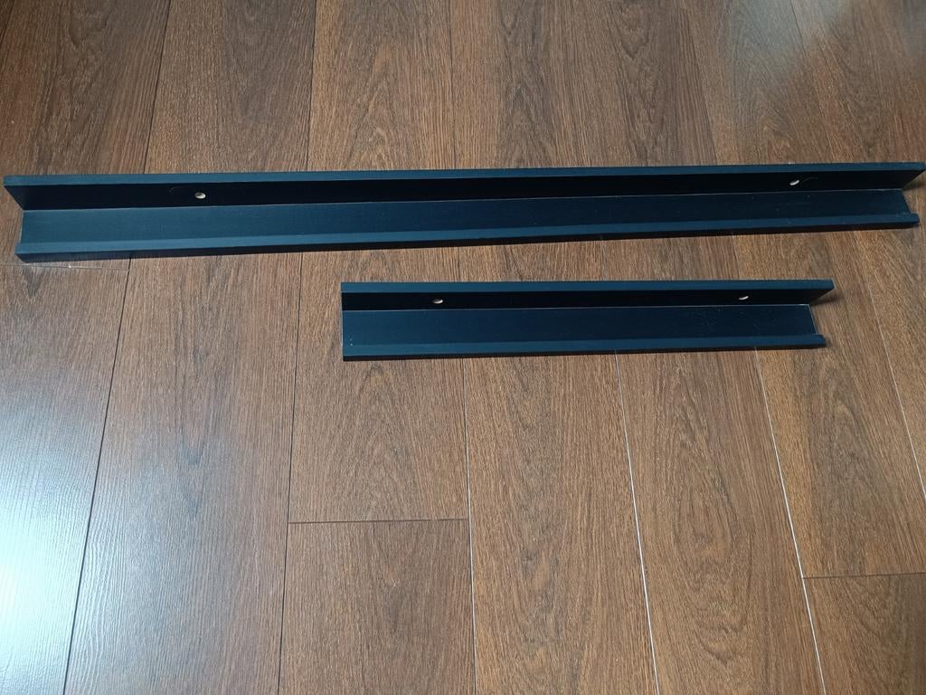 Schilderijenplanken Zwart set van 2, Huis en Inrichting, Woonaccessoires | Wandplanken en Boekenplanken, Ophalen, Zo goed als nieuw